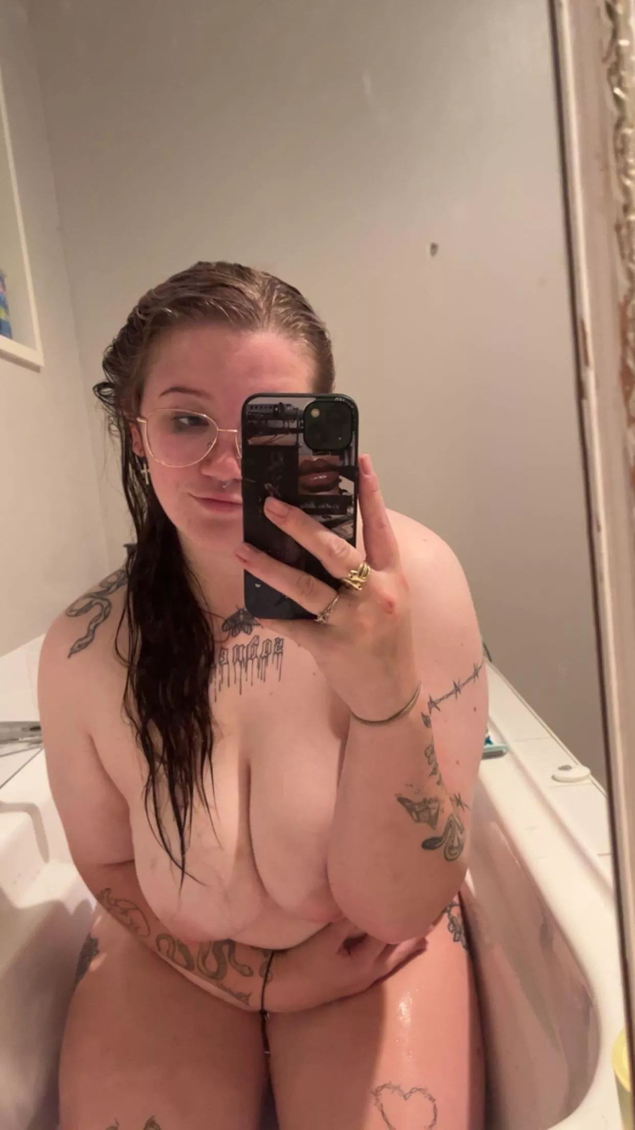 Fancy a bath together?💦