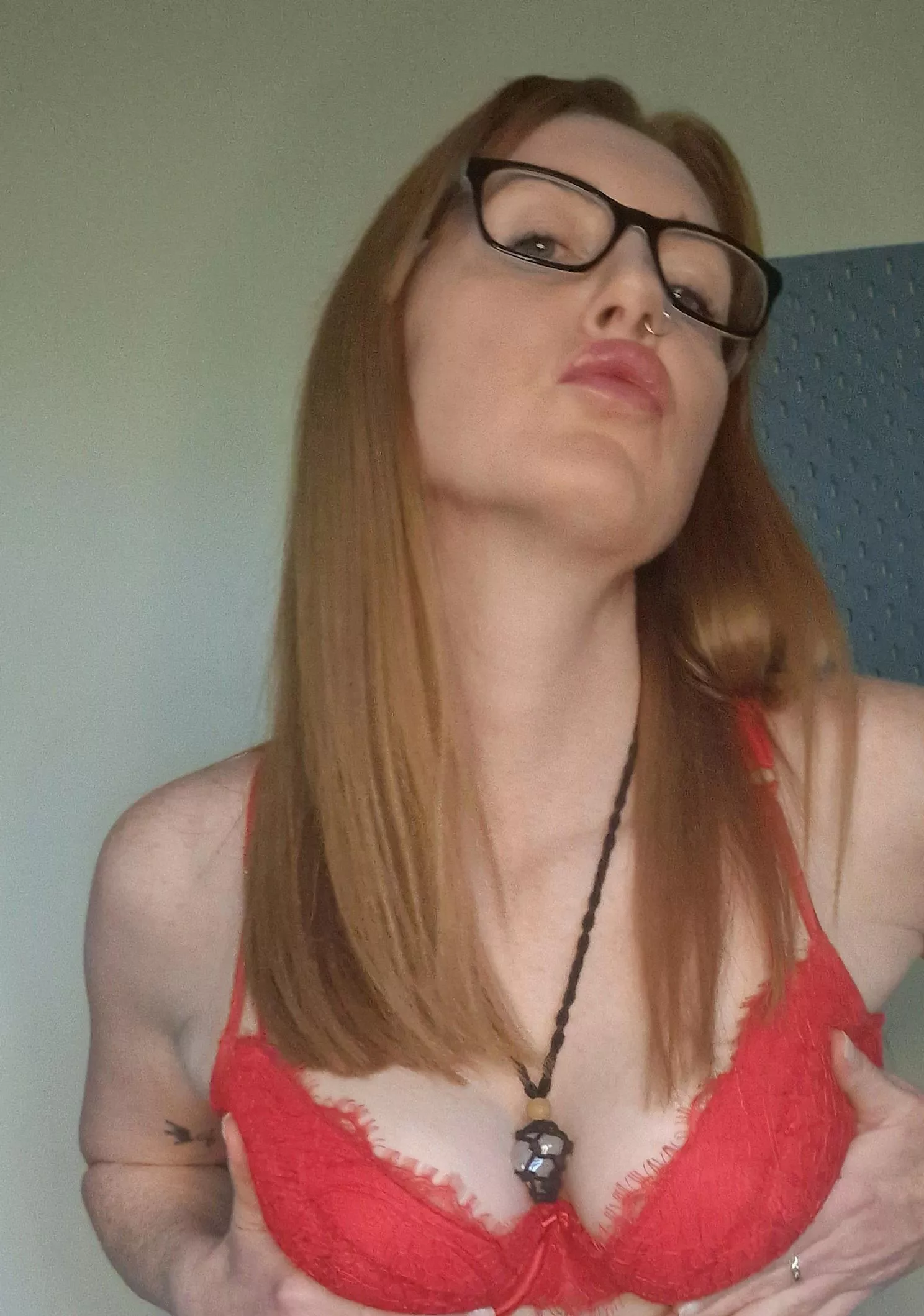 Freckled redhead geek [IRTR]