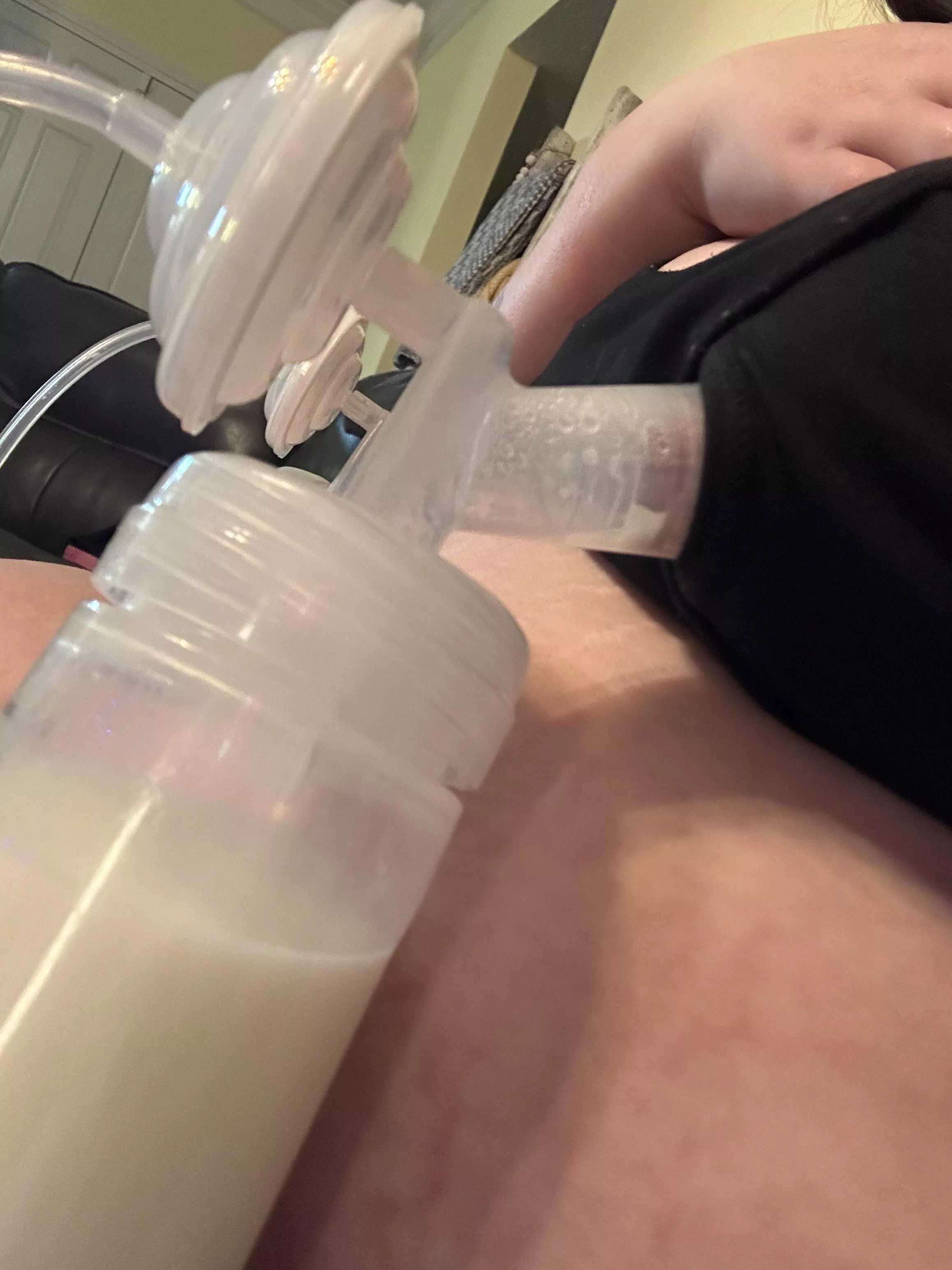 Fresh, warm milk 😌🥰