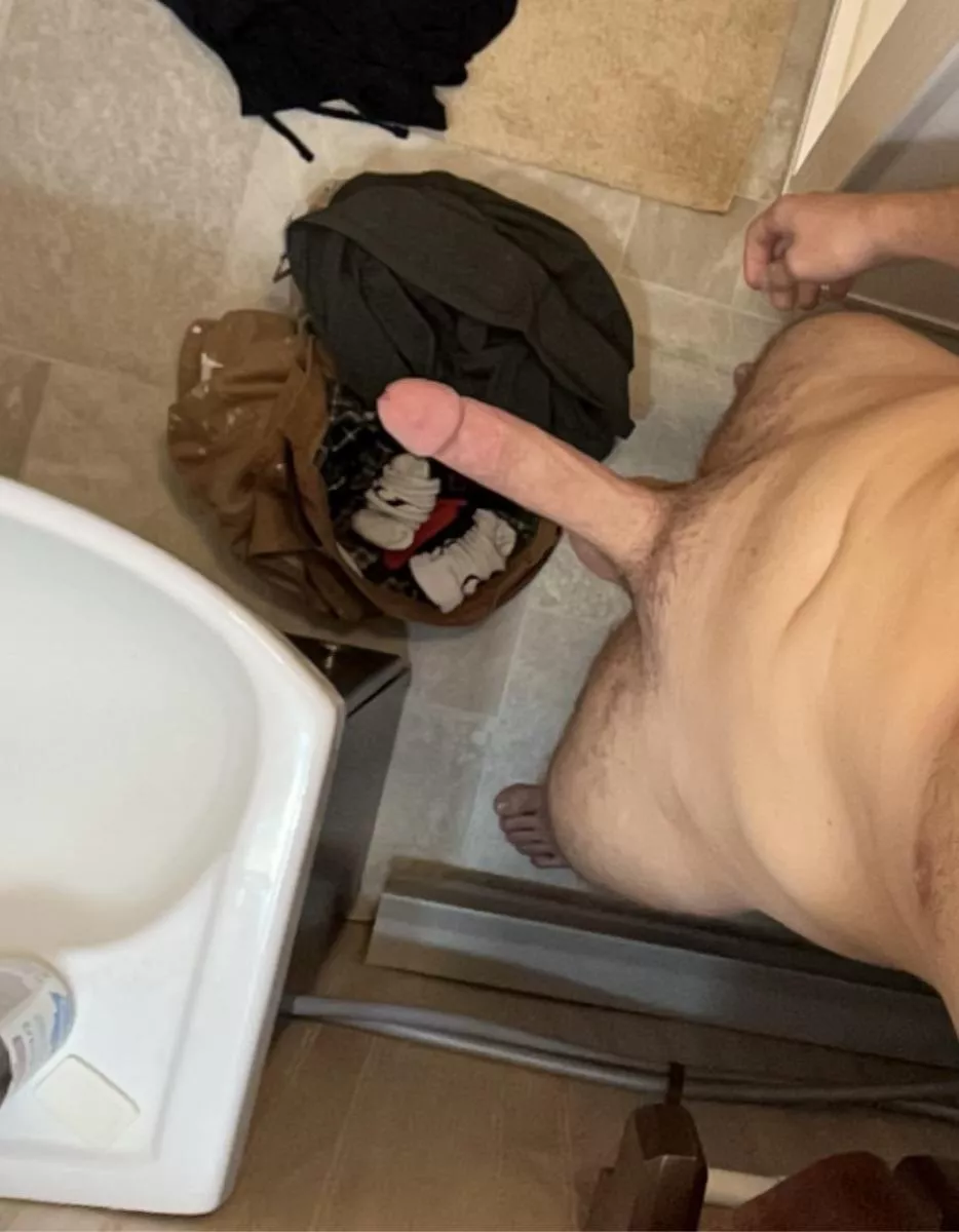 Get on ur knees for me