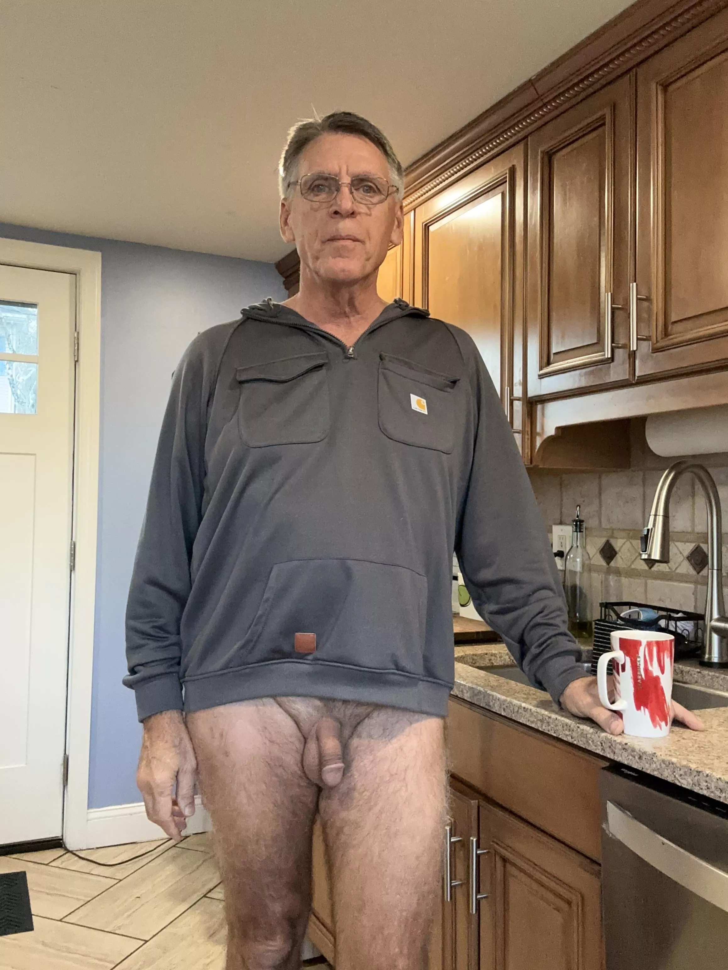 Good chilly Saturday morning. 