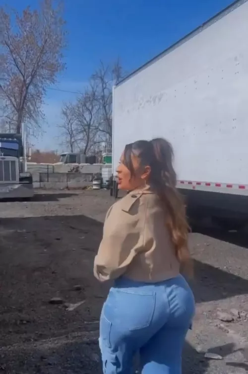 Gotta love truck girls