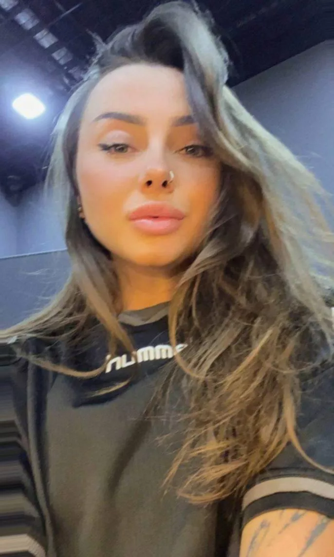 guess my age 19,20 or 21 yo???🫦