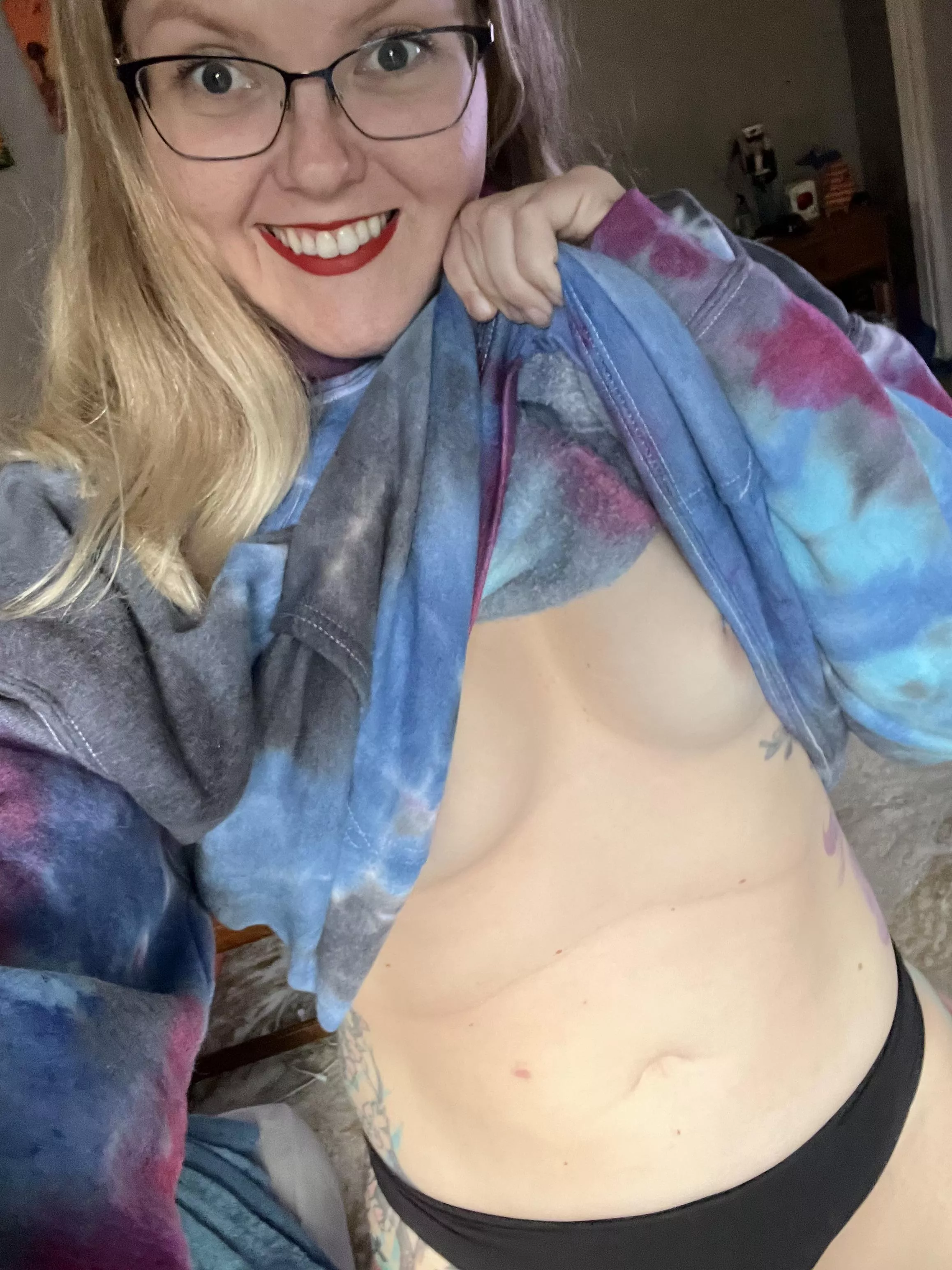 Happy no bra Monday! Rocking my hard pierced nips under my hoodie today! 