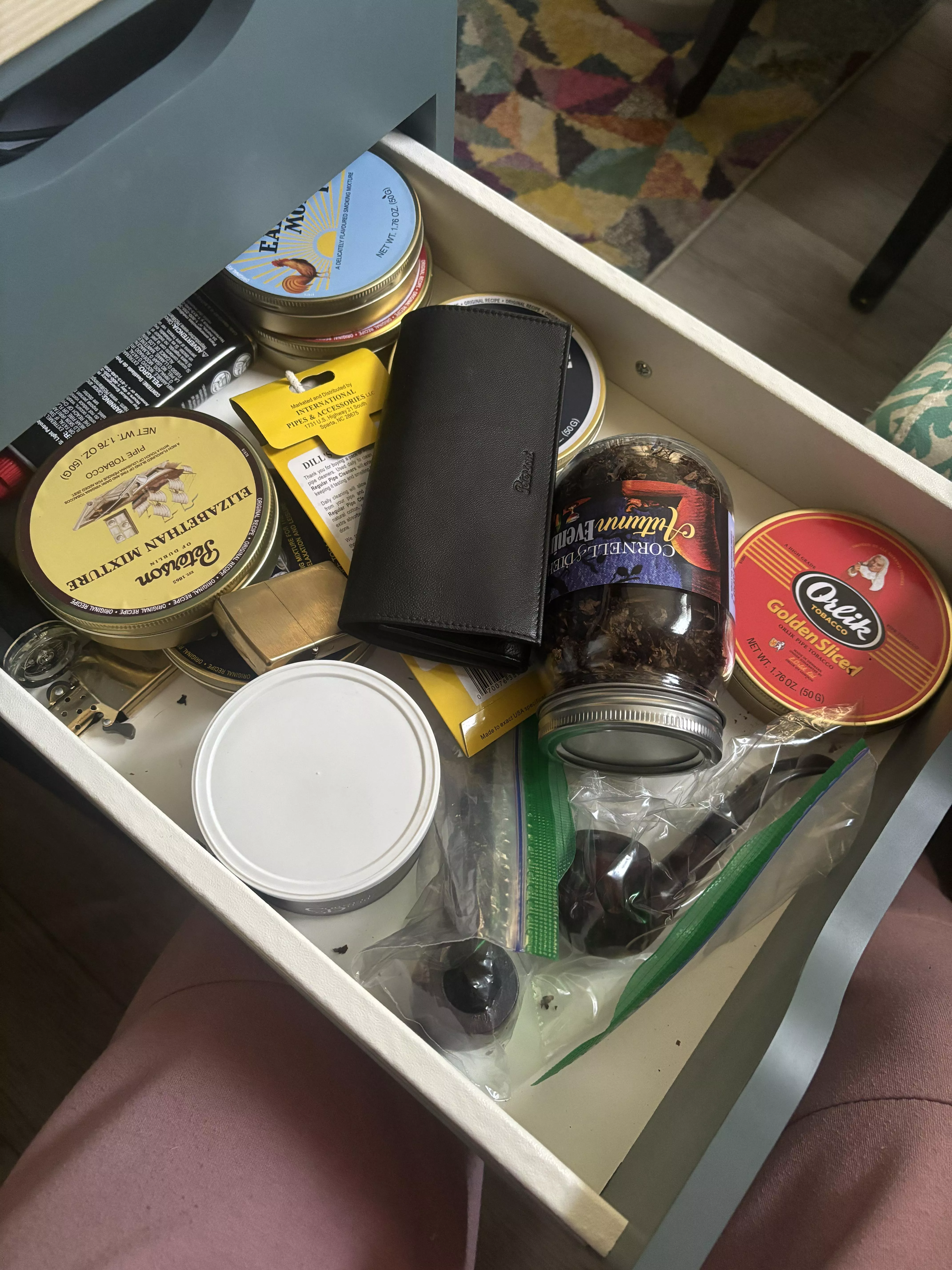 hey fellas, i think i need to upgrade from my desk drawer. any suggestions? 