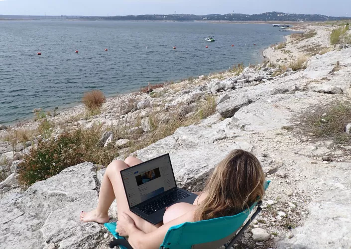 Hippie Hollow Hotspotting