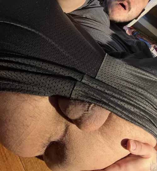 hole and balls out 😎