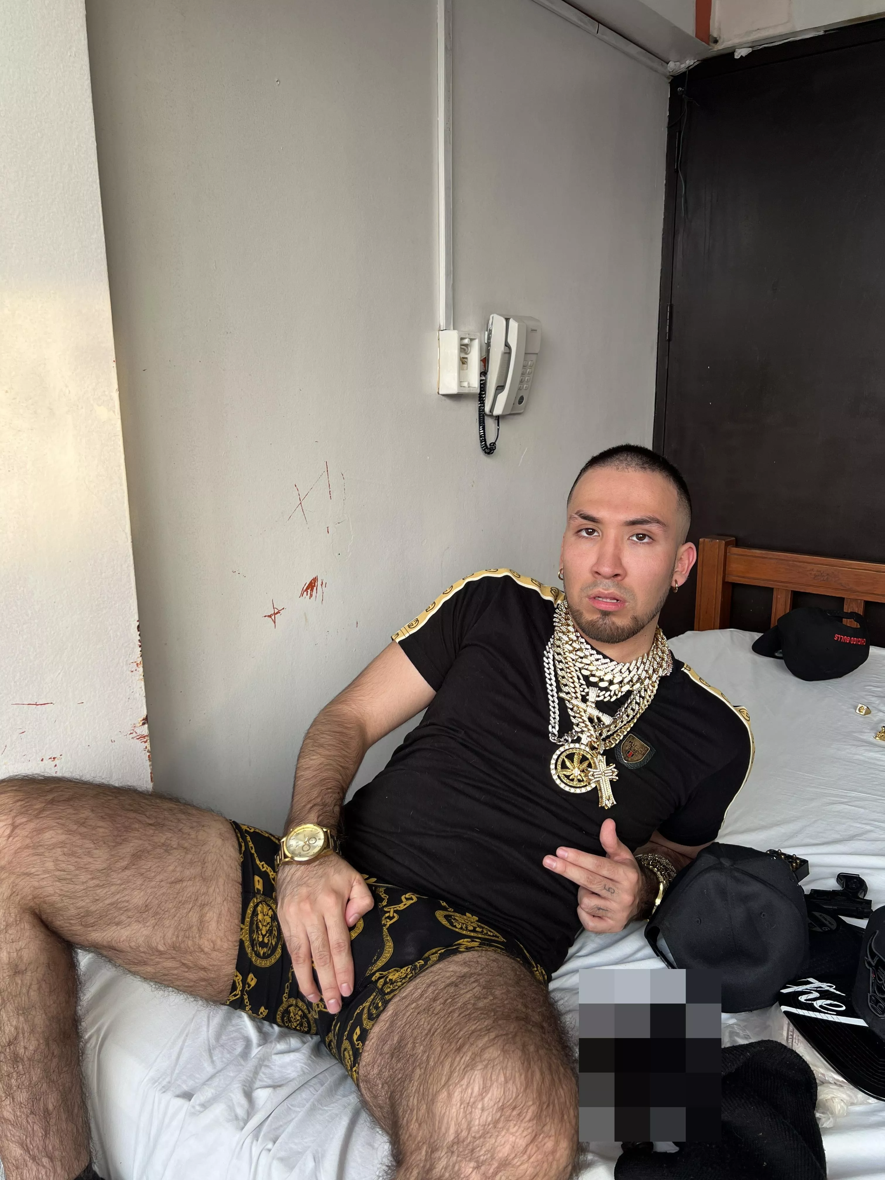 How hairy do you like it? Haha like me? Haha.