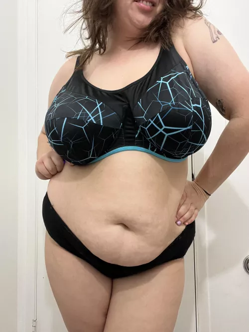 How’s the bra today 