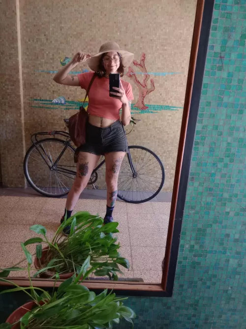 I can be your nice neighbor and also your hottest slut