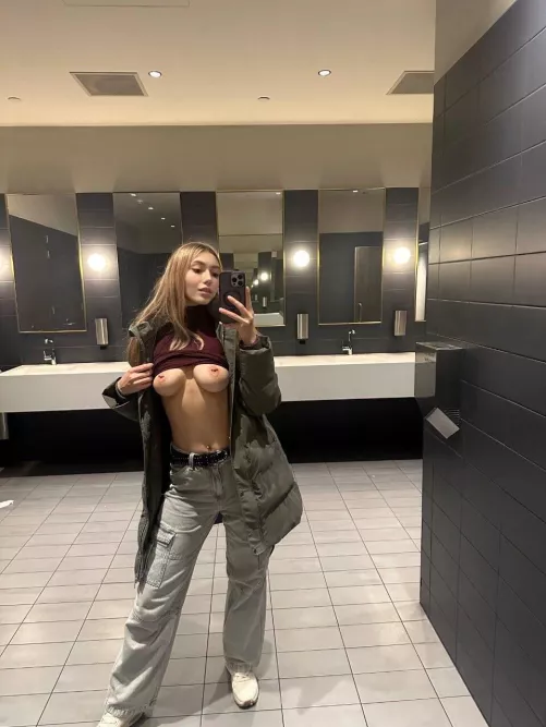 I like to take pictures of myself naked in the bathroom at the gym