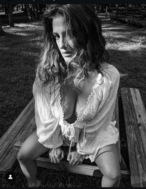 I love picnics and long walks in the woods 