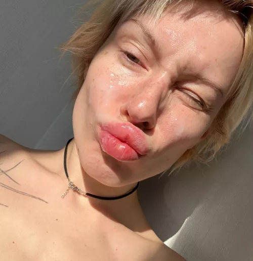 I wanna be the reason for your cum tonight