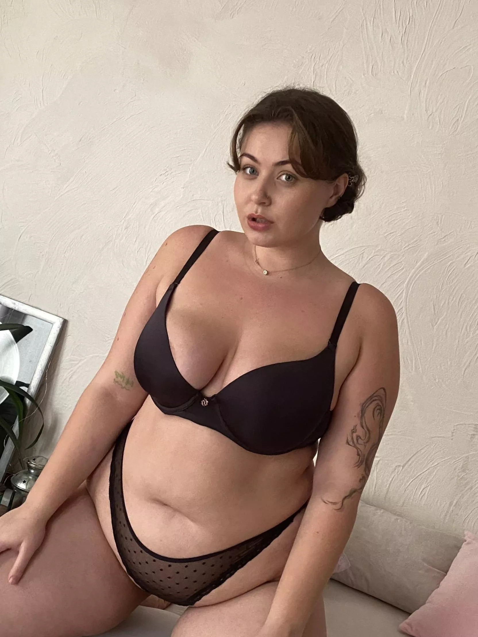 I want to be your lingerie doll