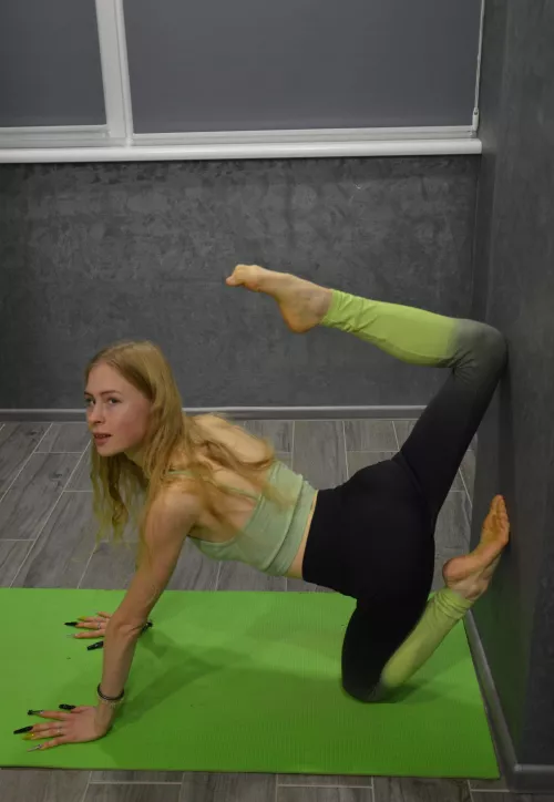 I work out to keep my body slim