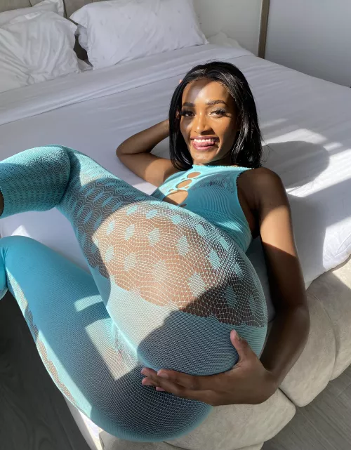 I’m dripping with want, every nerve in my body screaming for your touch
