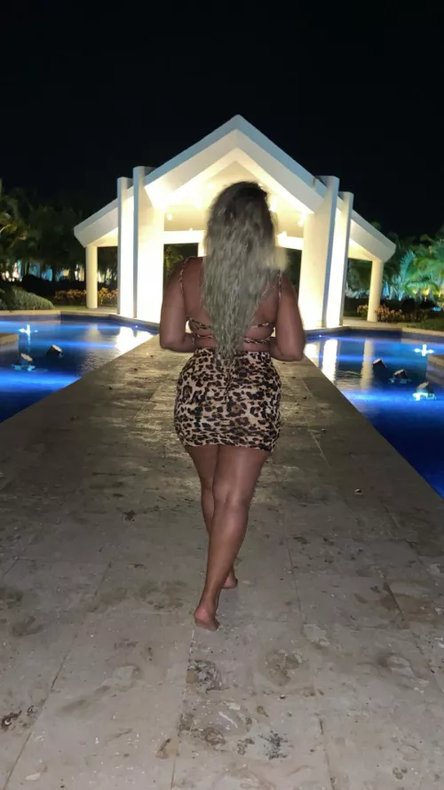 ❤️I'm Galadriel ❤️❤️I love to see how you would want to lick my Butt❤️❤️❤️The first one to send me this emoji ⭐️ on my OF gets 🎁!