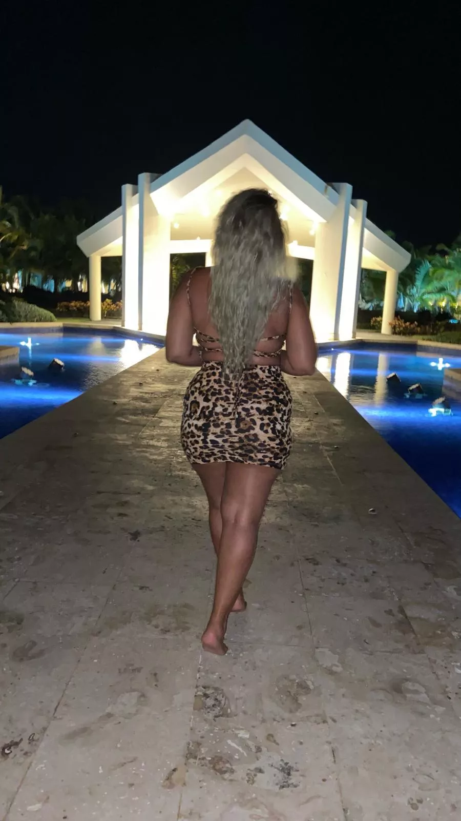 ❤️I'm Galadriel ❤️❤️I love to see how you would want to lick my Butt❤️❤️❤️The first one to send me this emoji ⭐️ on my OF gets 🎁!