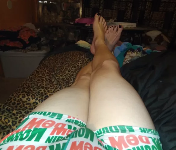 I'm still not allowed to show any pp and my tendons make me sick here