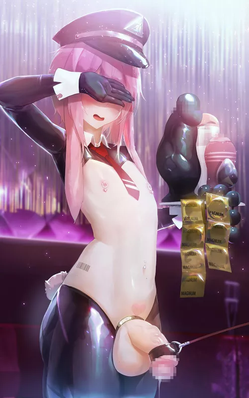 In order to repay her debts, Daisy had to work 3 nights at an underground BDSM sissy club (mo ne)