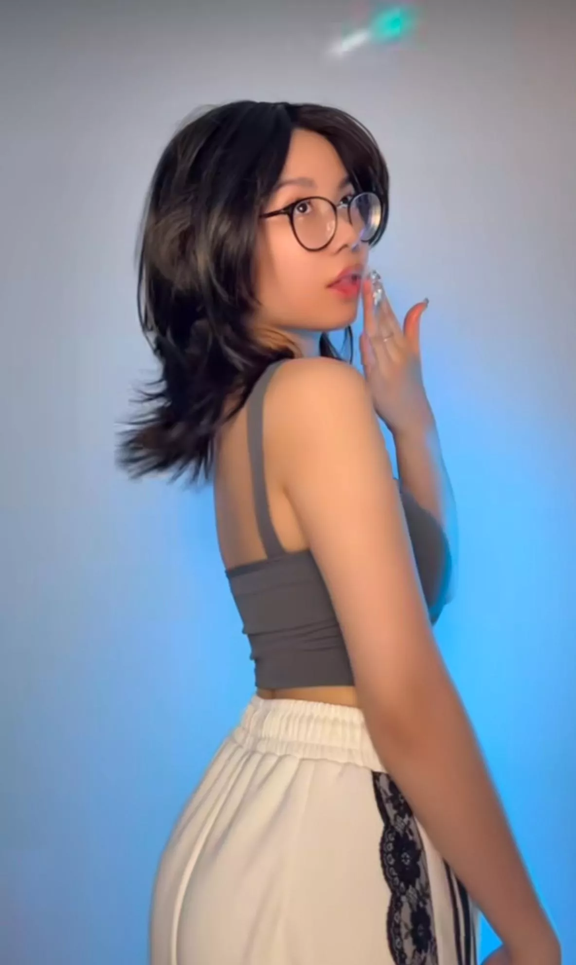 Is this a good angle? Or do you wanna zoom in 😈