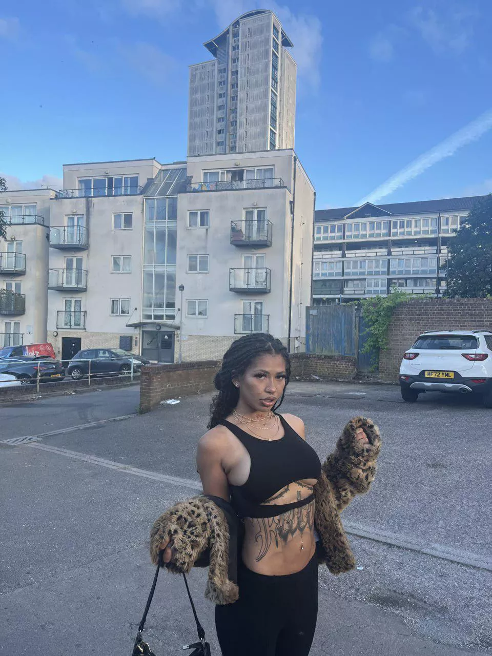 It’s not just my outfit that’s turning heads tonight