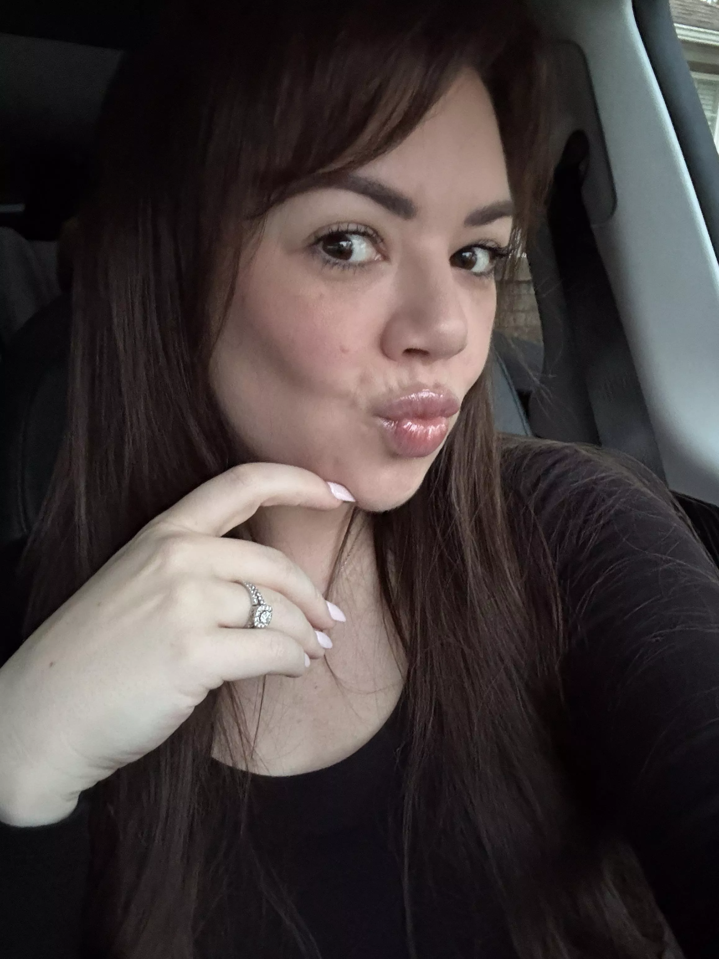 Just a cute car selfie!