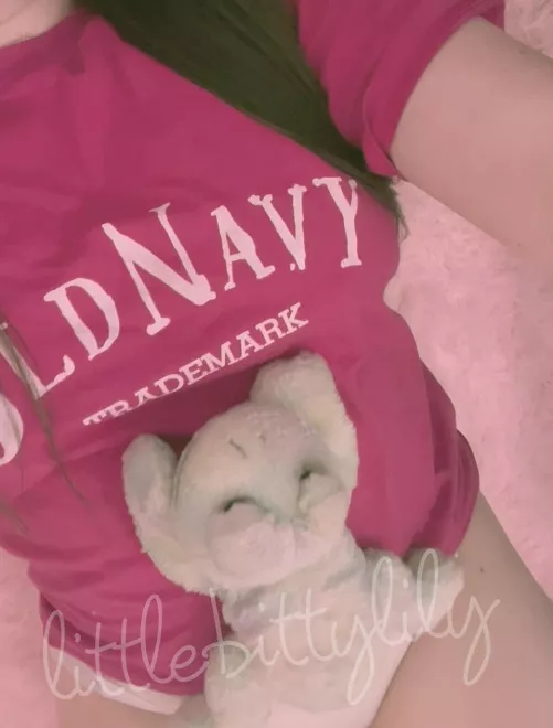 Just a princess and her frog 🐸👑💖