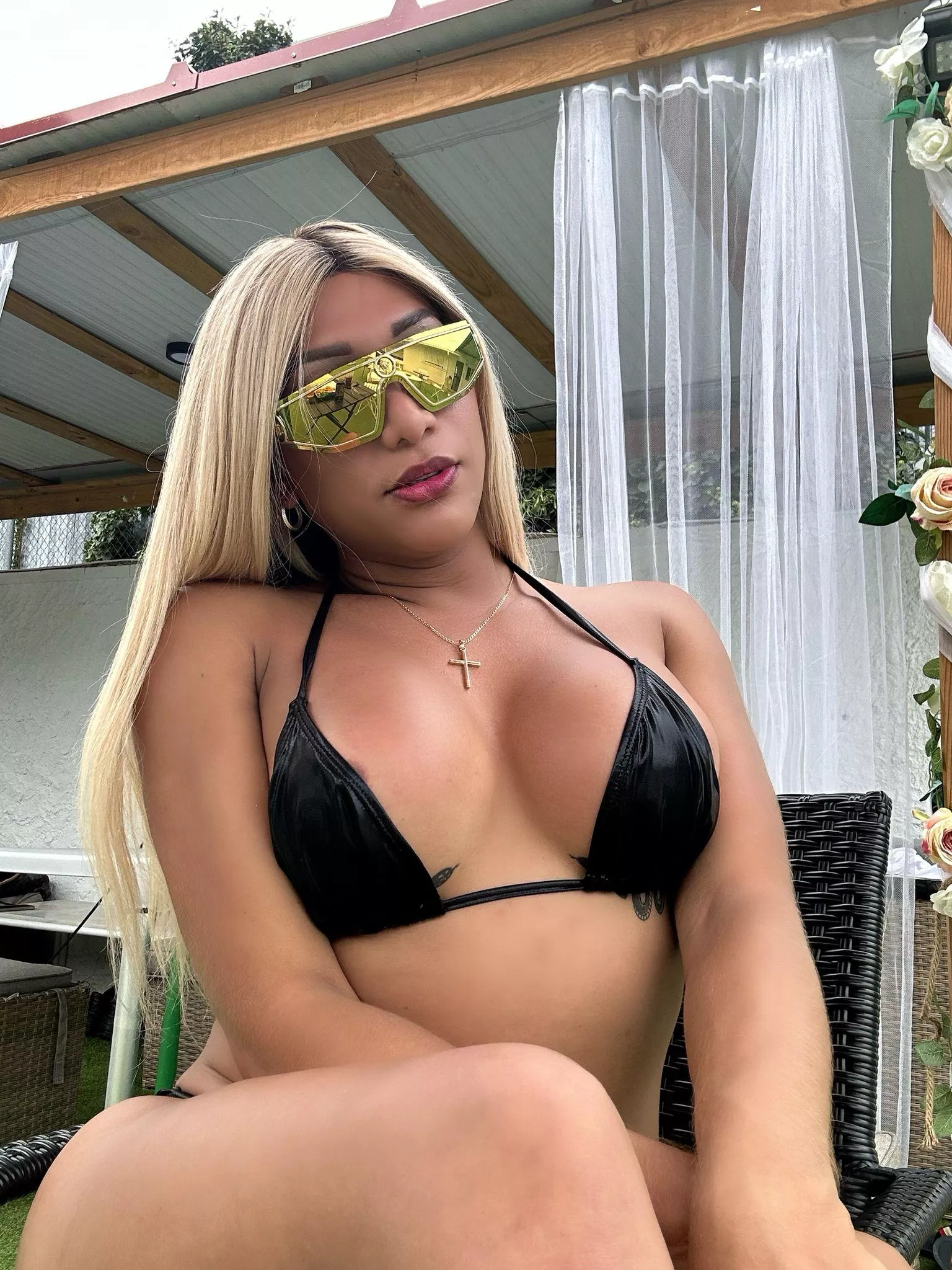 Leave a heart if you would spend a night with me