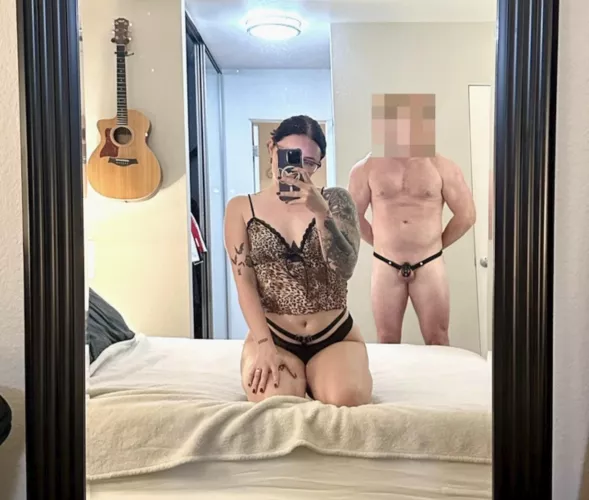 Look how trained, locked and ready this big boy is. 🤭🖤