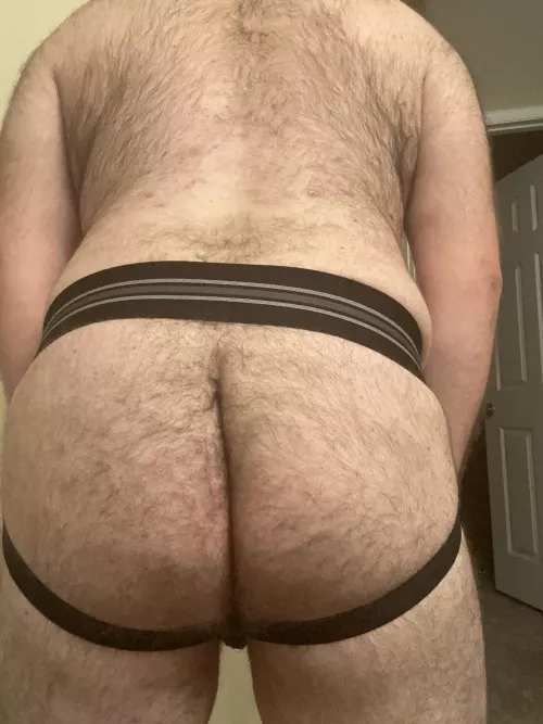 Love showing off my ass in a jockstrap