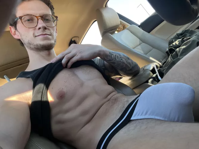 Love the way these hug the bulge ☁️🤓🤟