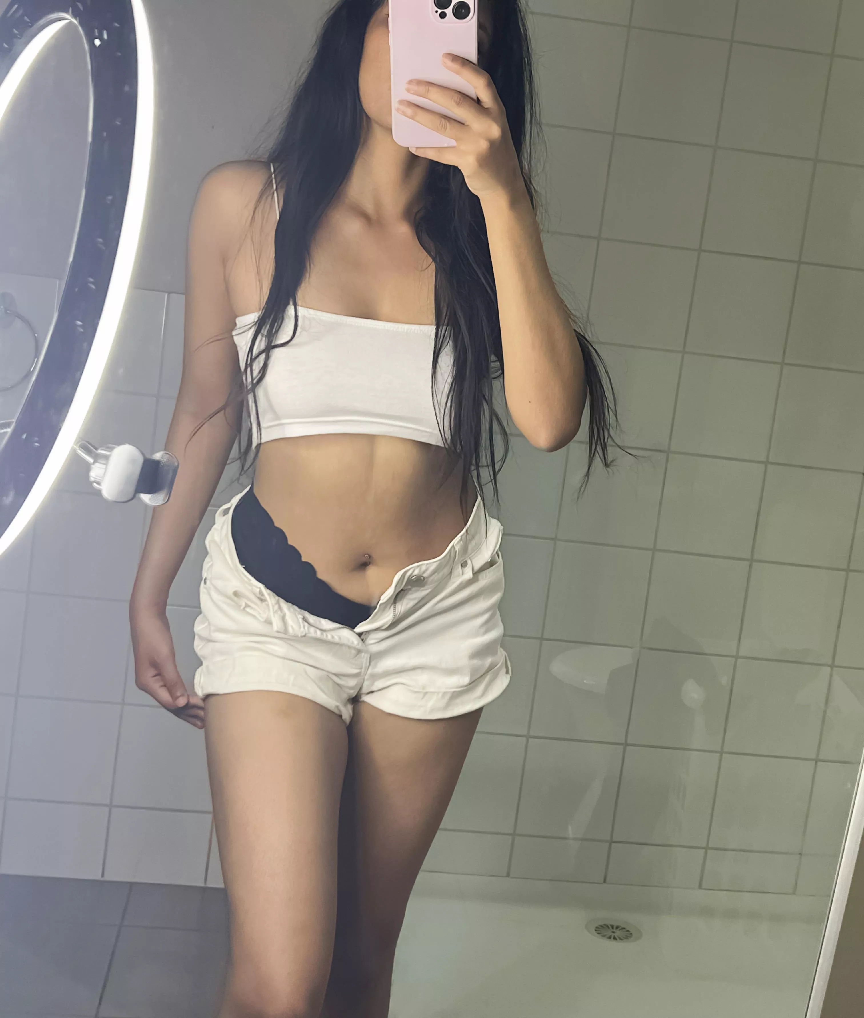 Lovee the hot days 🥵