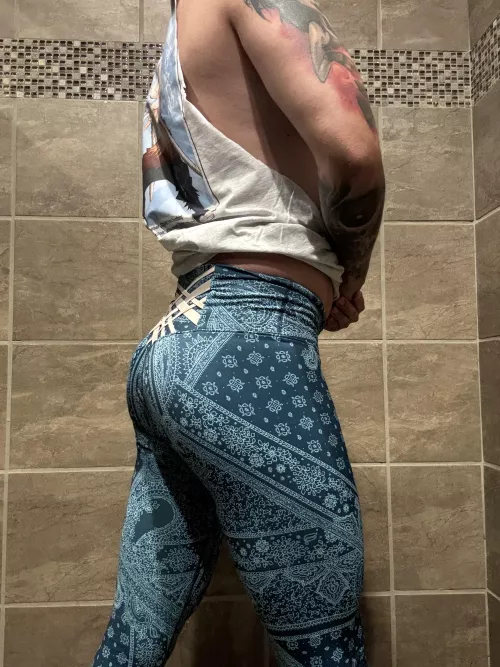 Luv this Paisley print