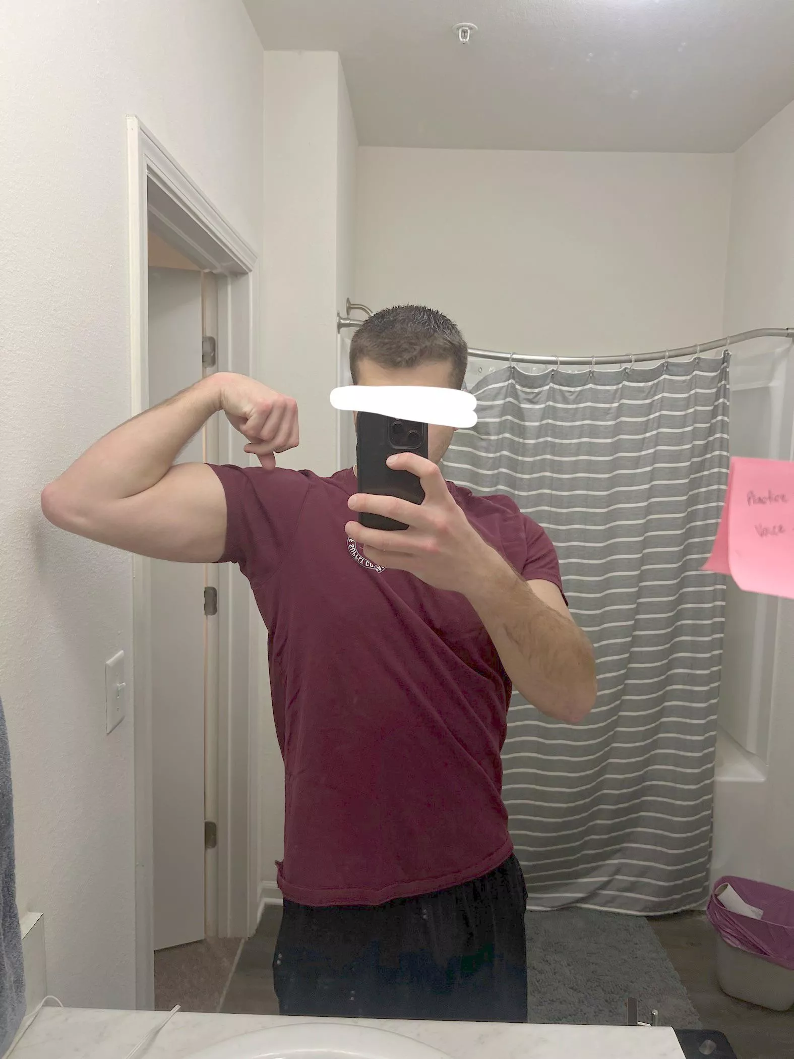 [M] 21 Biceps almost as big as