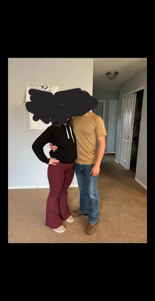 [Mf4f] M33/F33 couple looking to get wet and kinky 