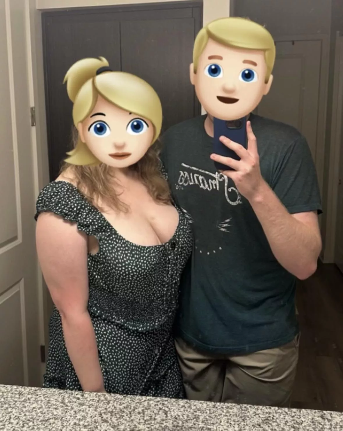 MF4MF 27f/25m couple looking for another couple for this week