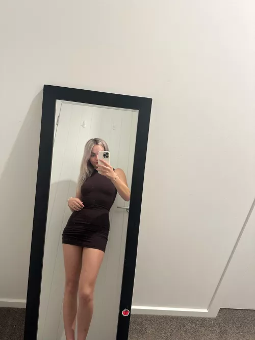  Need an older daddy to fulfil my breeding kink.