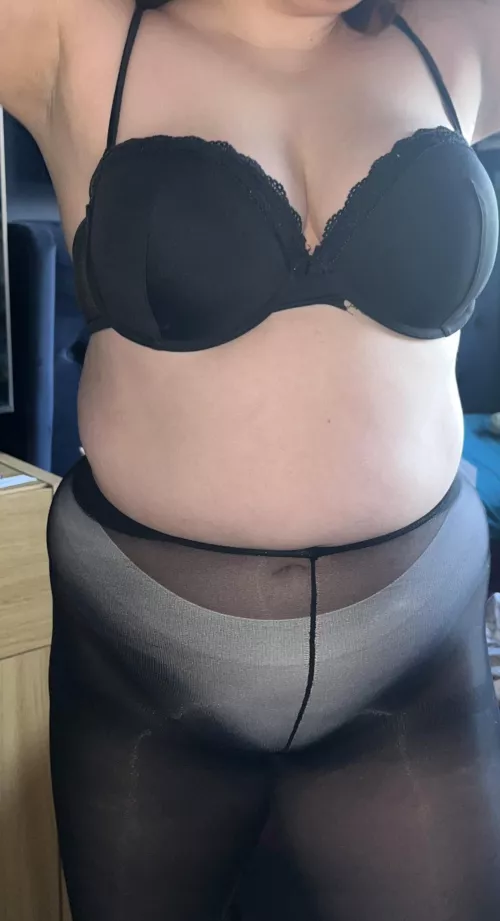 Need an older man to fill my holes 