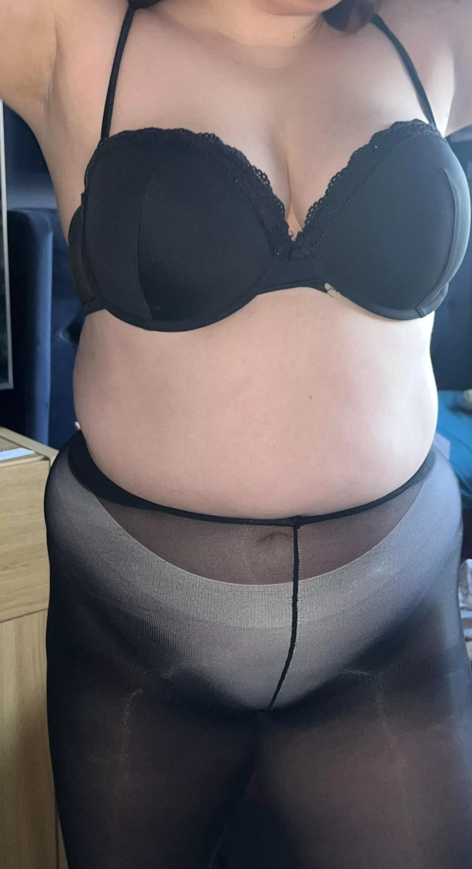 Need an older man to fill my holes 