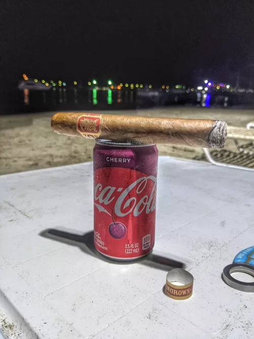 Pairing Chronicles #27: Undercrown Sungrown + Cherry Coke