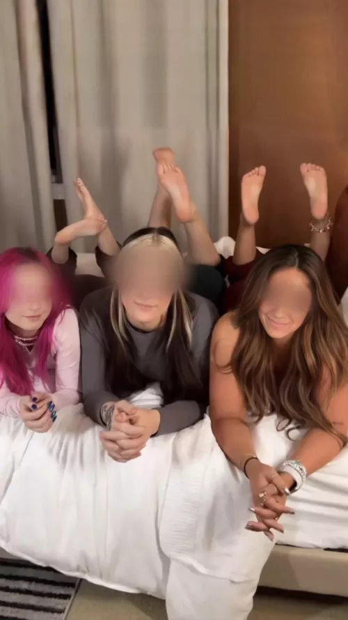 POV You’re coming to a hotel meet up with me and you open the room door and see my sissy sisters and myself who are you picking?