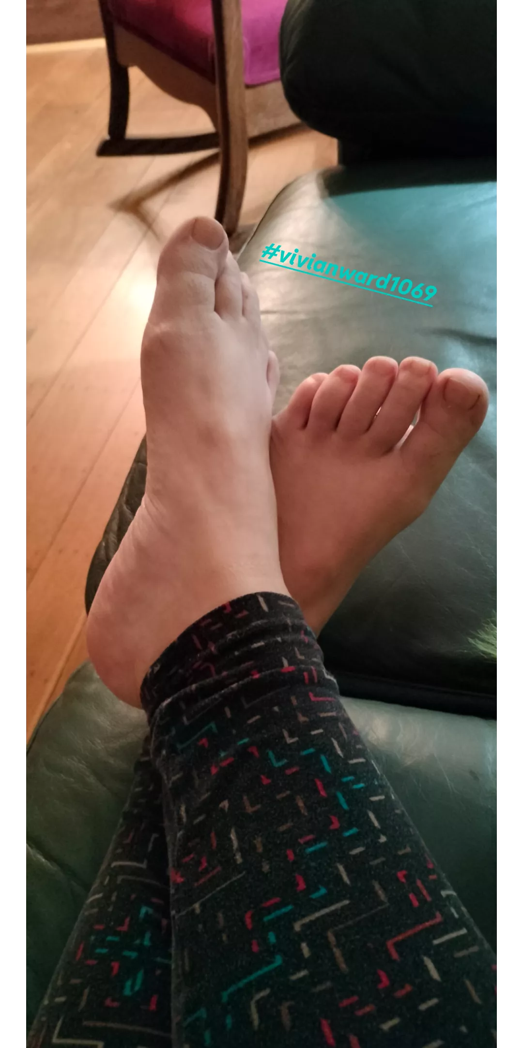 Rub them! #vivianward1069 