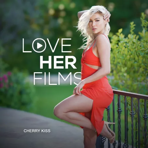 She is about to steal the show. 🤩

@IVANACHERRYKISS

@loveherfeetcom