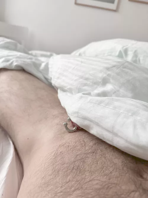 Soft and slow mornings with my little friend playing peekaboo 