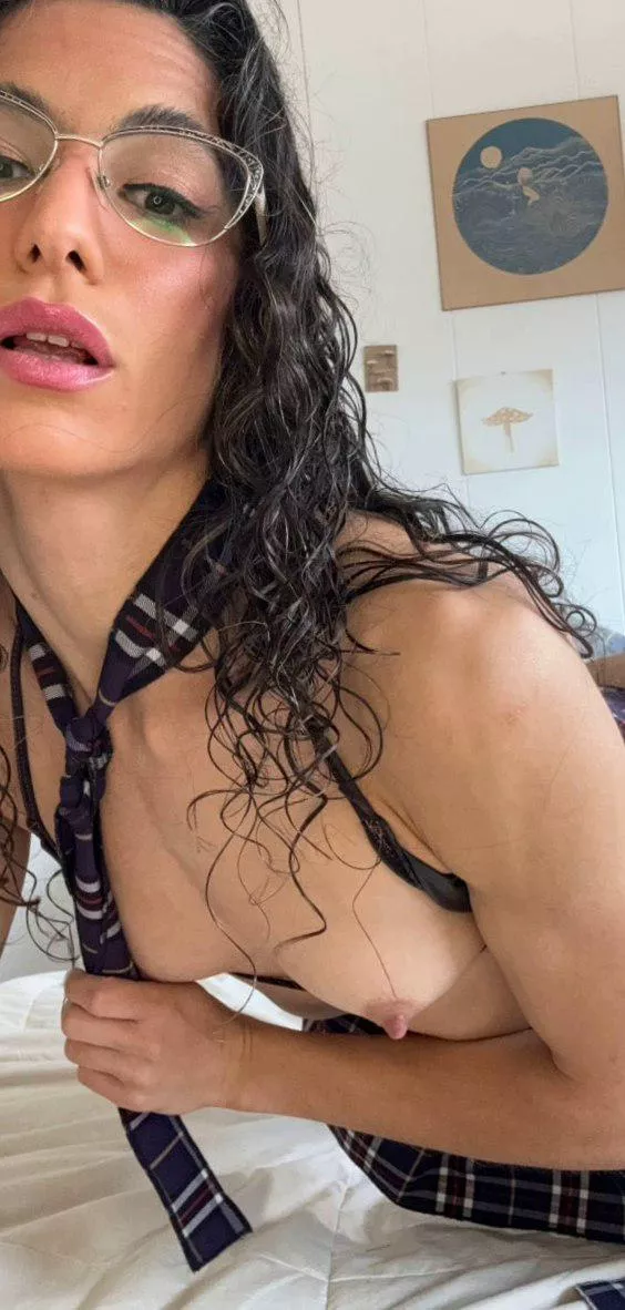 suckable and lickable 