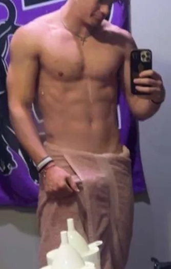 Text me to masturbate together