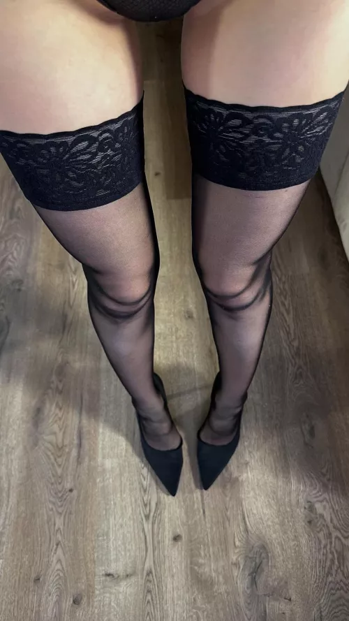 There is enough space for your dick in between