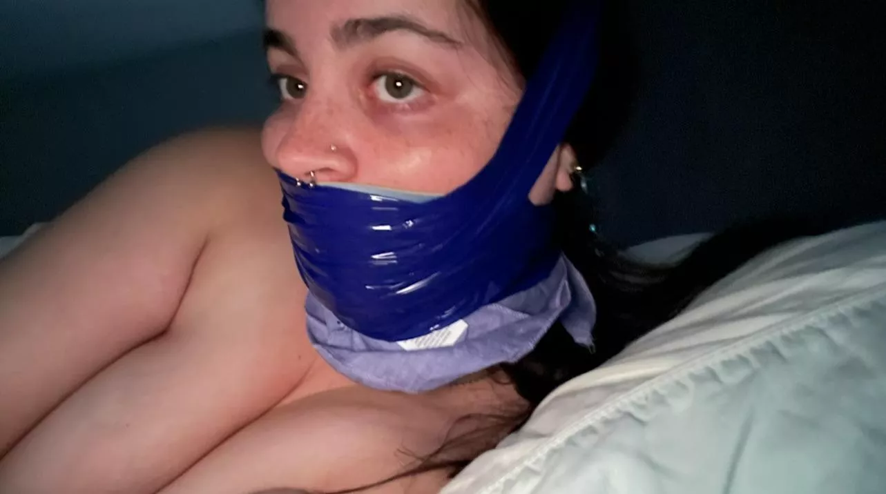 there's a lot of ballgag posts on here i enjoy being different😝