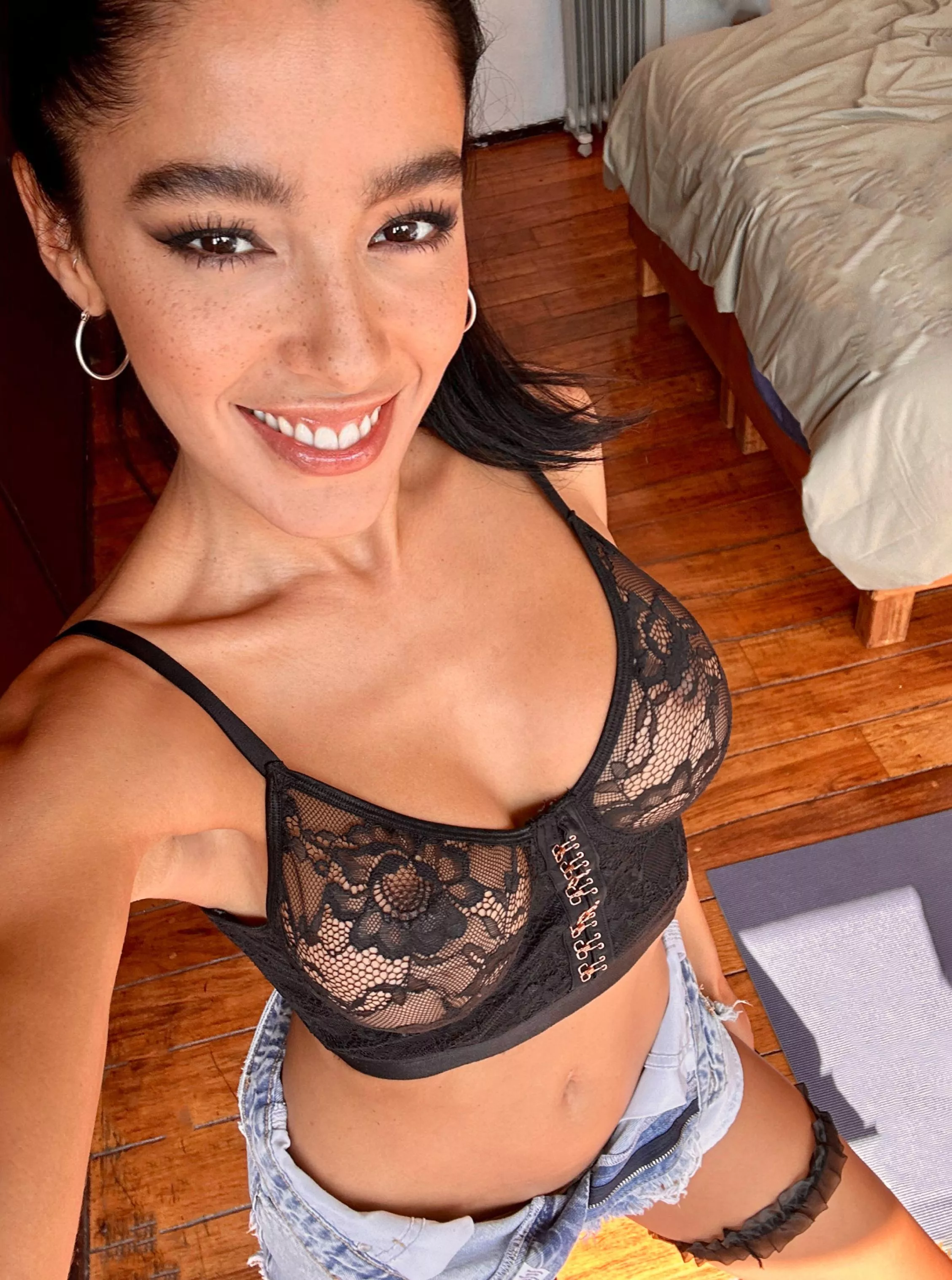 This hot brunette needs a good fuck